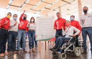 SIGNA CLAUDIA ANAYA CONVENIO CON COMUNIDAD MIGRANTE
