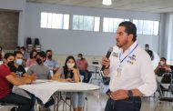 Presenta propuestas Javo Torres ante catedráticos