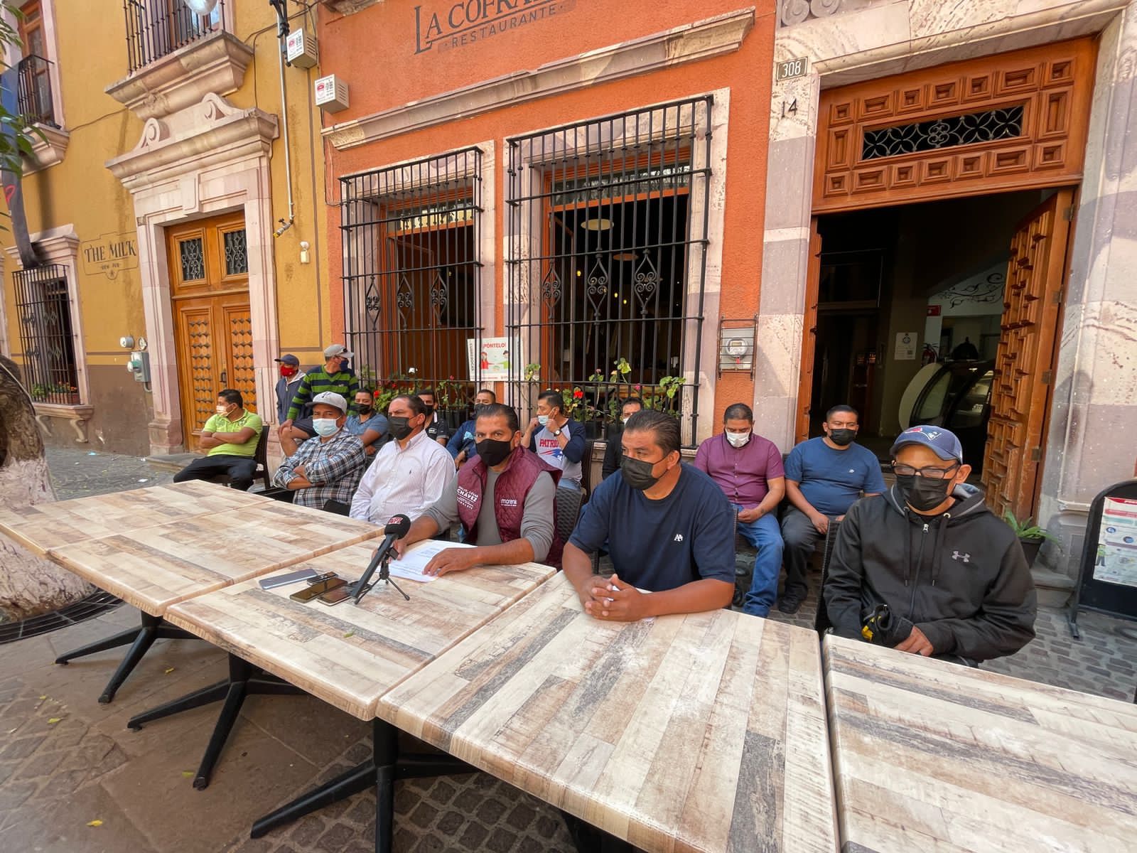 Trabajadores de JIAPAZ se suman a David Monreal Ávila y a Julio César Chávez por la transformación del estado
