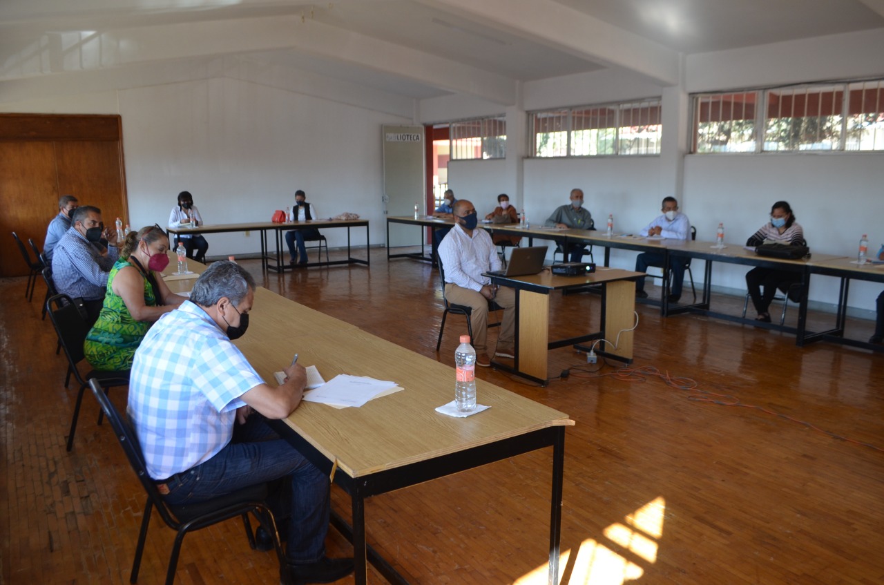 Capacitan sobre temas jurídicos a docentes de la Dirección Regional 02 Federal de la SEZ en Fresnillo