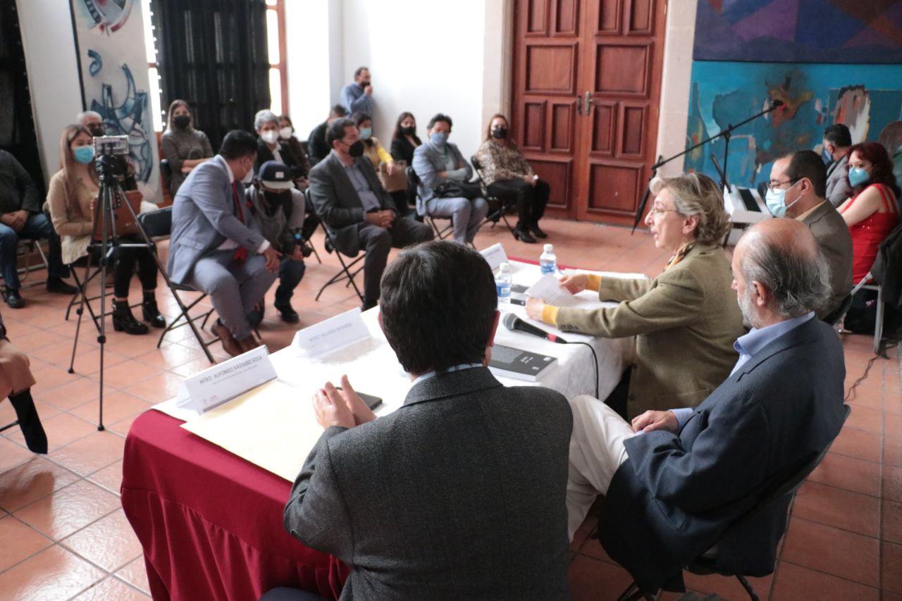 PRESENTAN EN FRESNILLO BIOGRAFÍA ACTUALIZADA DE MANUEL M. PONCE