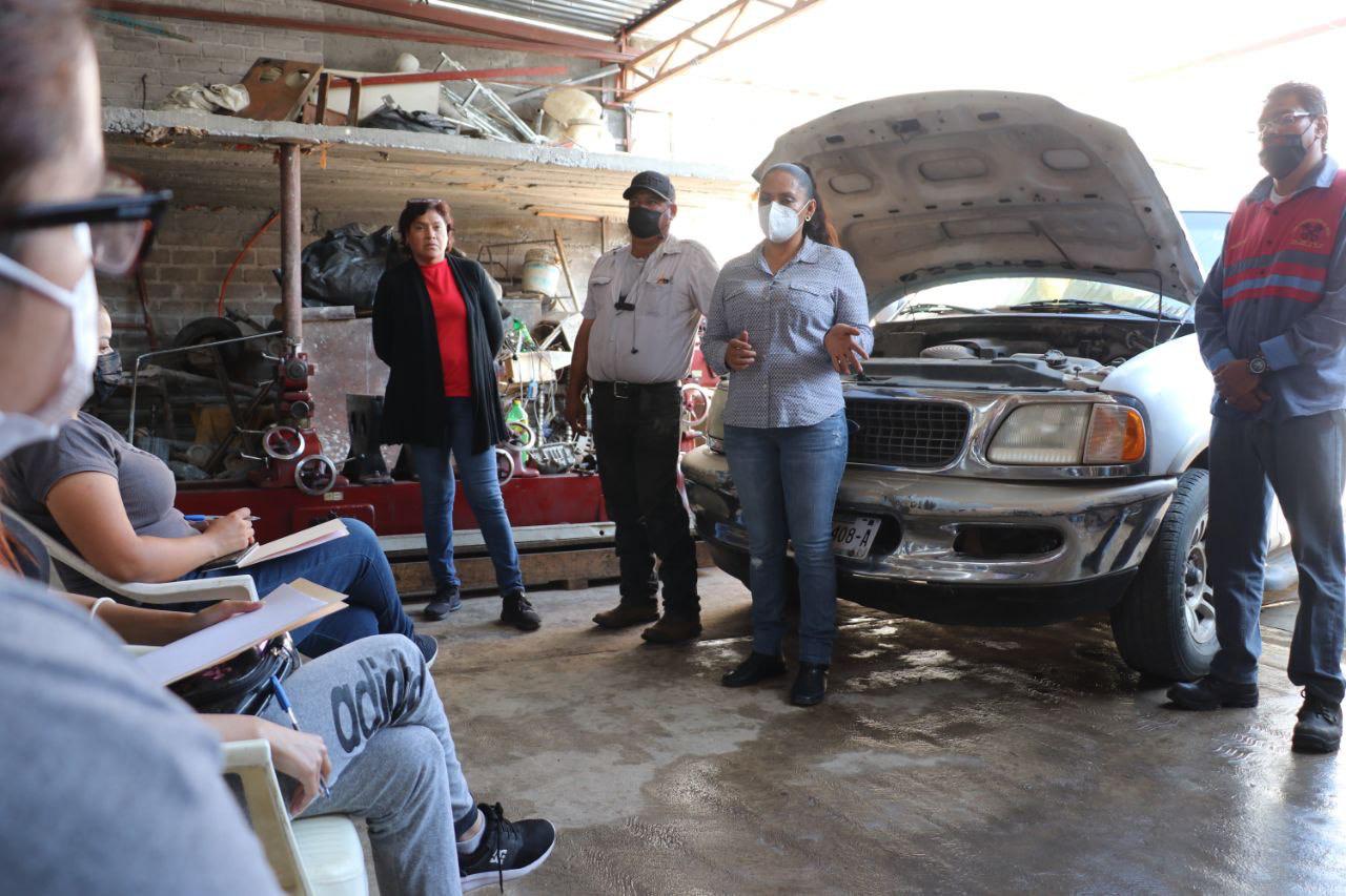 REALIZAN TALLER DE MECÁNICA BÁSICA PARA MUJERES FRESNILLENSES
