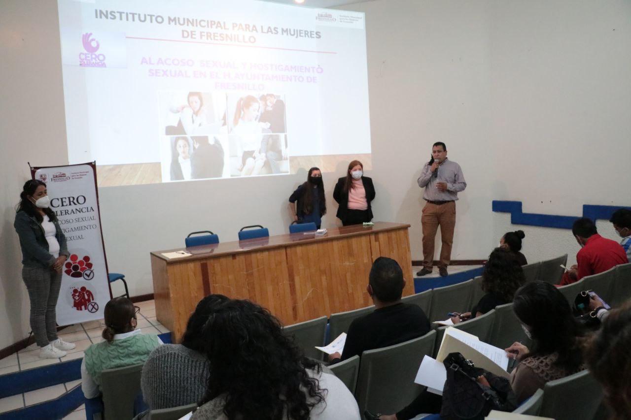 CAPACITAN A TRABAJADORES DEL DIF MUNICIPAL SOBRE LA CERO TOLERANCIA AL ACOSO Y HOSTIGAMIENTO SEXUAL