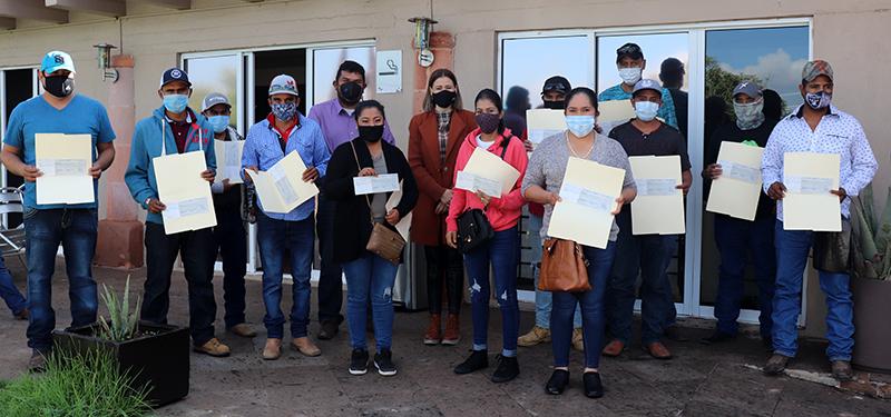 ENTREGA GOBIERNO DE TELLO APOYOS ECONÓMICOS A 140 DEPORTADOS Y REPATRIADOS DE EUA ENTRE 2020 Y 2021