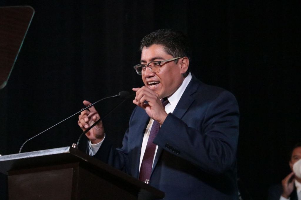 RINDE SAÚL MONREAL ÁVILA SU TERCER INFORME DE GOBIERNO