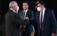 EN SESIÓN SOLEMNE, SAÚL MONREAL ENTREGA LA MEDALLA AL MÉRITO “JOSÉ GONZÁLEZ ECHEVERRÍA”
