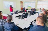 IMPARTEN PLÁTICA “SOBRE ANSIEDAD EN ADOLESCENTES” A DOCENTES DEL COBAEZ