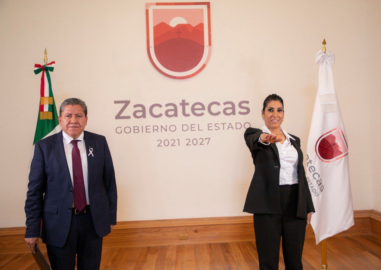 Avanza Gobernador en la conformación de su gabinete y toma protesta al Secretario de Turismo y dos subsecretarios