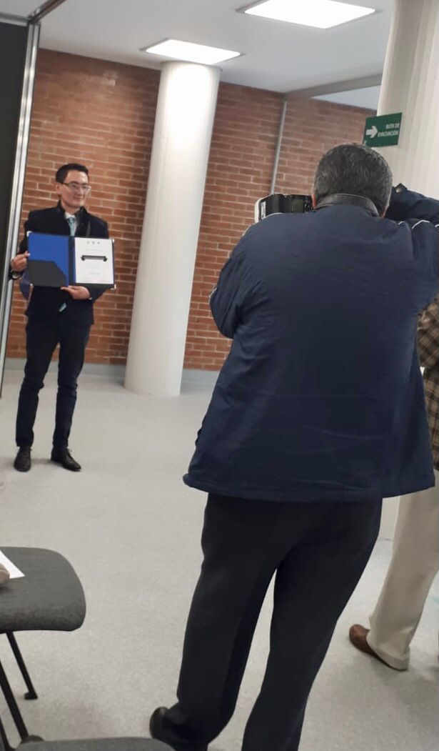 El investigador de la UAZ, Miguel Ángel García Aspeitia recibió la Cátedra Marcos Moshinsky