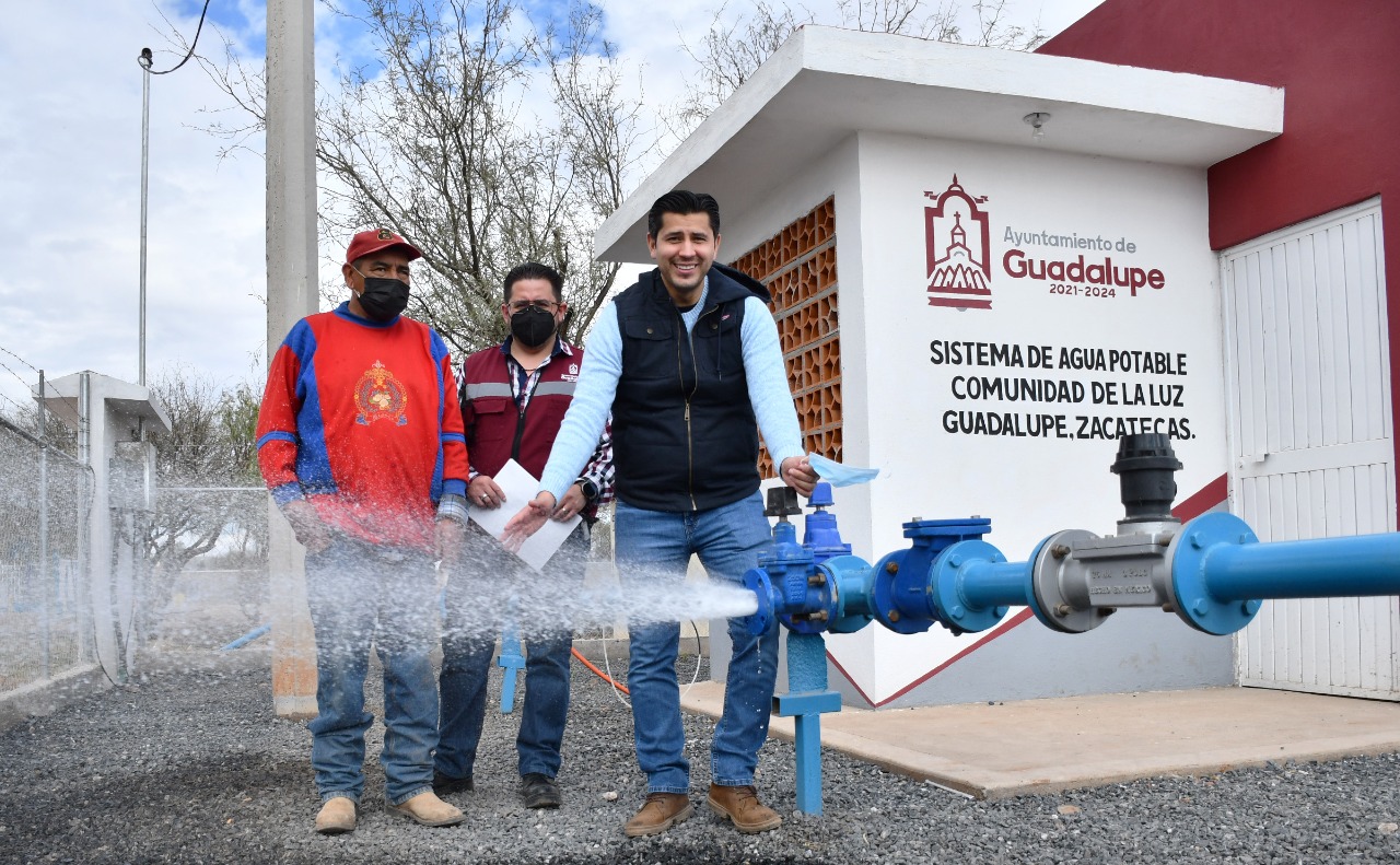Anuncia Julio César Chávez mejora del servicio de agua potable en comunidad de La Luz