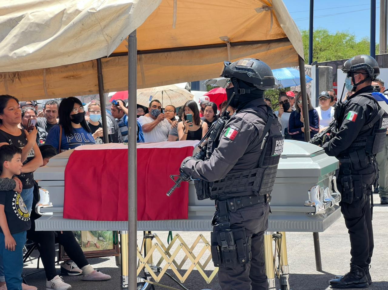 RINDE SECRETARÍA DE SEGURIDAD PÚBLICA HOMENAJE PÓSTUMO A POLICÍA CAÍDO