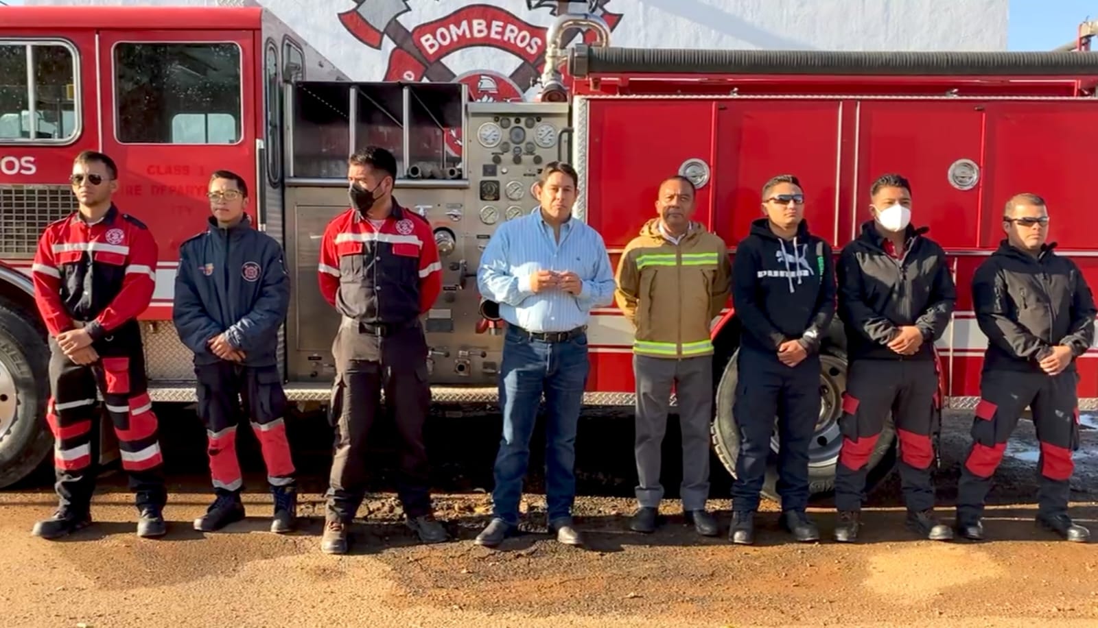 RECONOCE ALCALDE JORGE MIRANDA A UNIDAD DE CONTENCIÓN DE INCENDIOS FORESTALES POR SU APOYO EN LA SOFOCACIÓN DE INCENDIO EN EL TEMEROSO