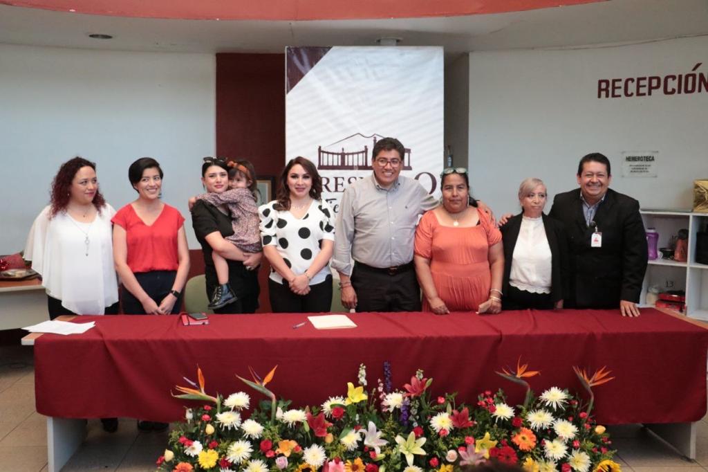 PREMIAN A GANADORAS DE LOS JUEGOS FLORALES DE LA MATERNIDAD