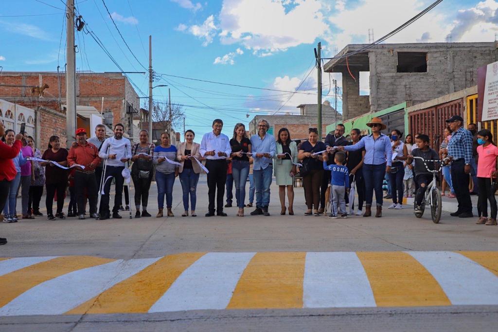 INAUGURA SAÚL MONREAL RED DE DRENAJE EN LA COLONIA MIGUEL HIDALGO