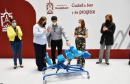 Entrega Julio César Chávez aparatos funcionales e insumos a APAC