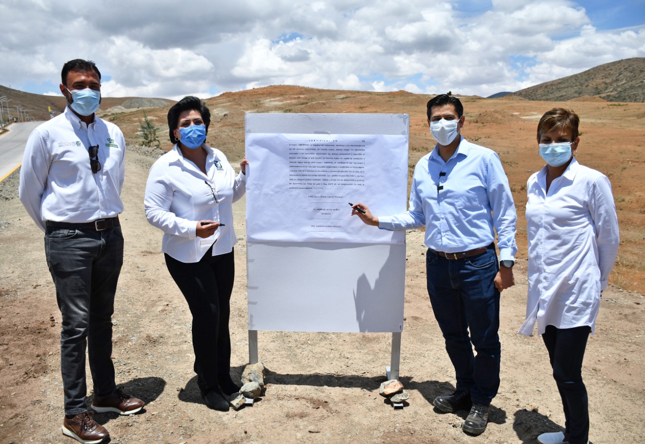 Para la construcción de un hospital de tercer nivel   Entrega municipio de Guadalupe predio al IMSS