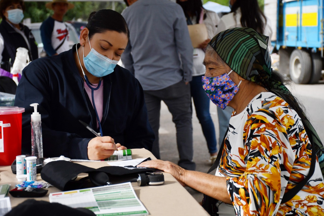 En la comunidad de Cieneguitas   Atienden a familias guadalupenses en Feria de la Salud