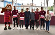 A invitación del alcalde, Julio César Chávez   Conviven Mineros de Zacatecas con niños y niñas de la Francisco Villa