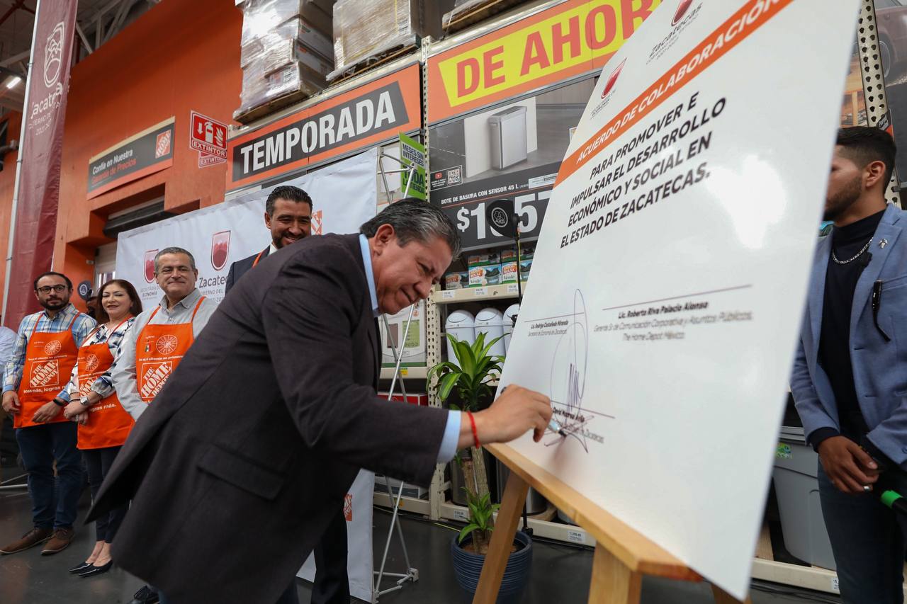 Firma Gobernador David Monreal Ávila convenio de colaboración con Home Depot México para desarrollo de proveeduría local