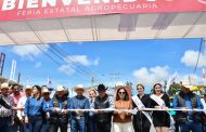 Acompaña Julio César Chávez al Gobernador, David Monreal, en inauguración de exposiciones feriales