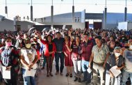 Entrega Julio César Chávez apoyos alimentarios en la comunidad de Tacoaleche