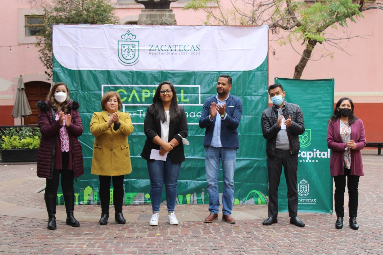 REALIZAN CON ÉXITO LA FERIA DE LA SALUD JUVENIL