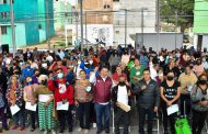 Entrega Julio César Chávez apoyos alimentarios en Gavilanes