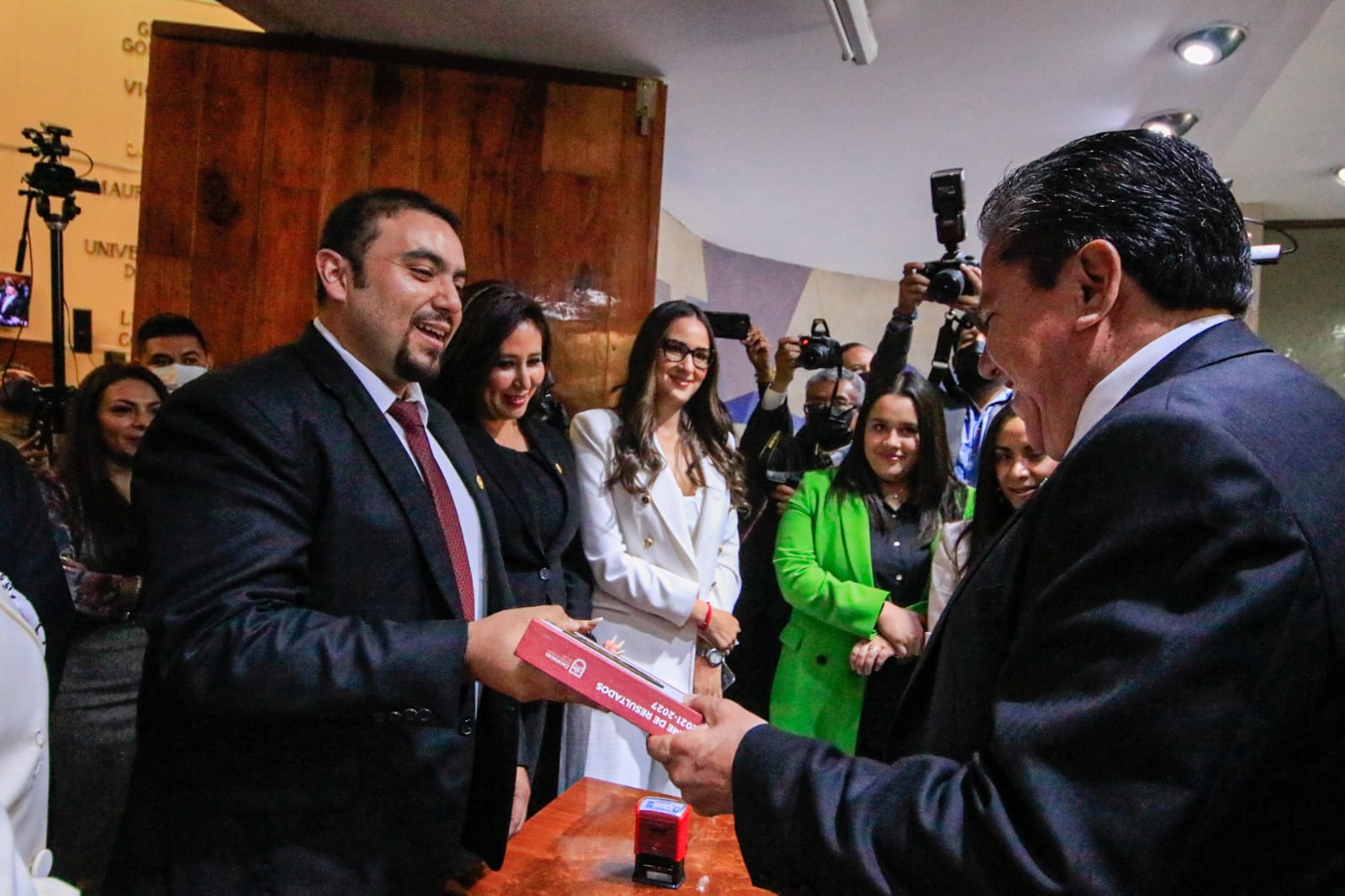 Entrega Gobernador David Monreal Ávila su Primer Informe de Resultados a la LXIV Legislatura