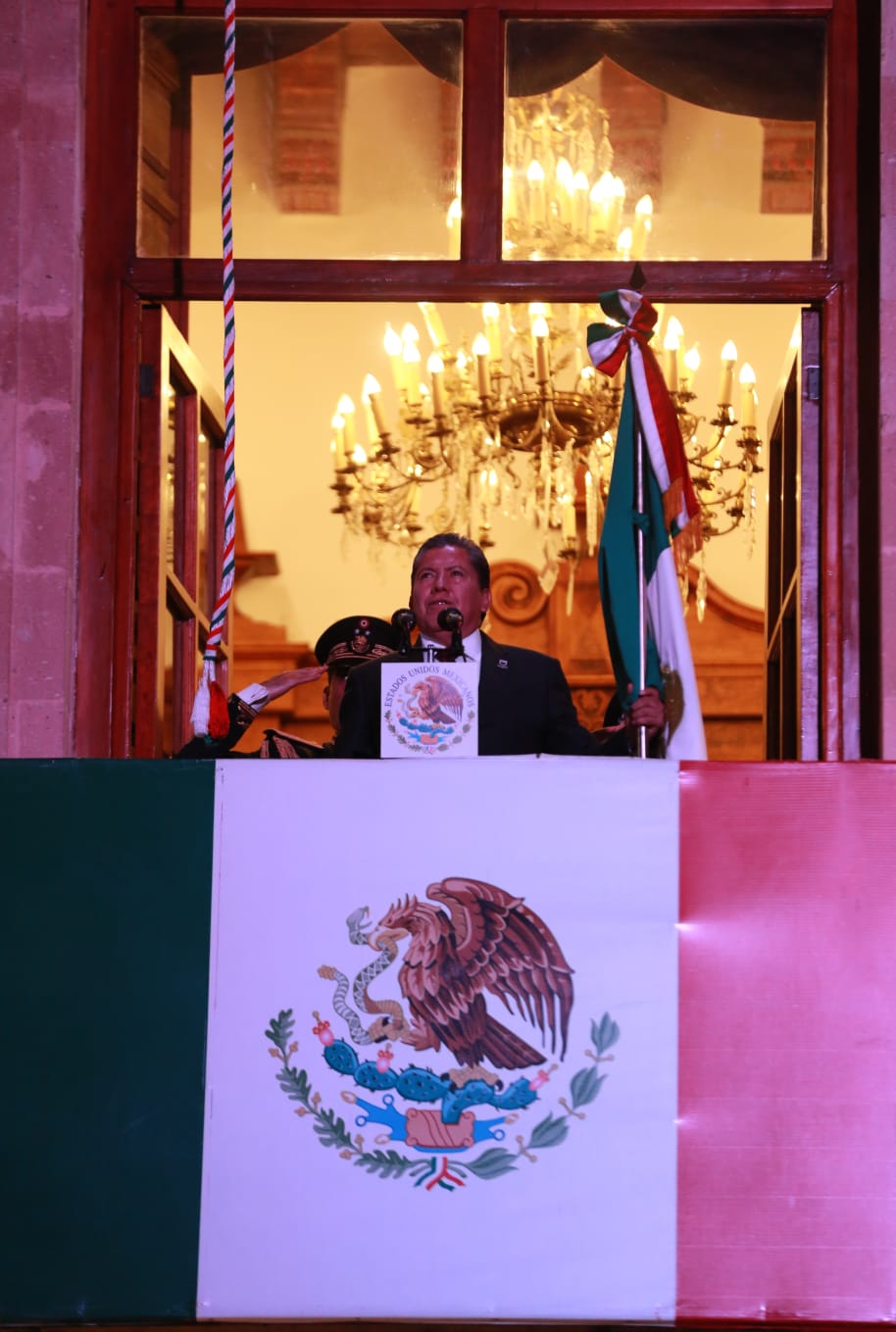 “¡Viva el pueblo de Zacatecas! ¡Viva México!”: Gobernador David Monreal, en el tradicional Grito de Independencia