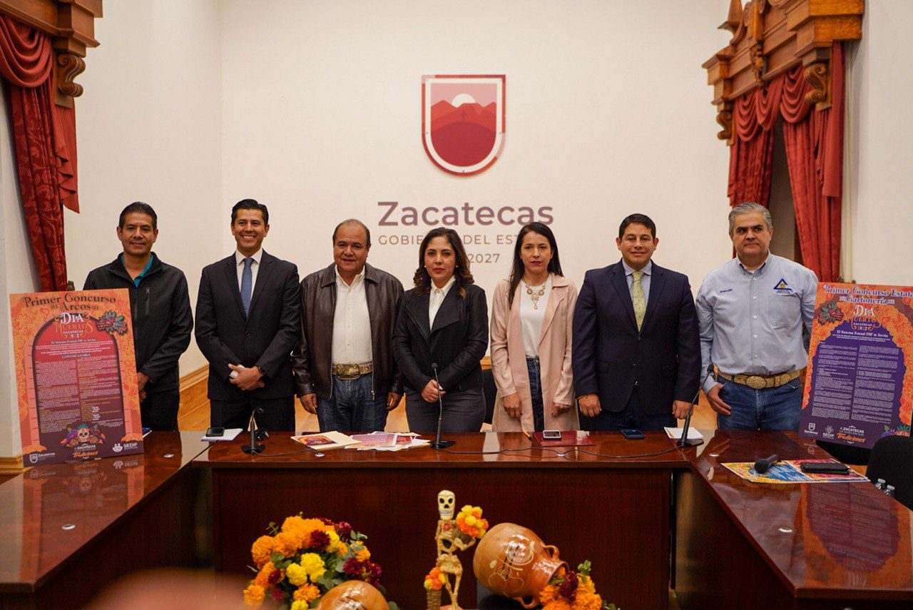 TRABAJAN DE LA MANO AYUNTAMIENTO Y SEDIF PARA FESTEJAR EL DÍA DE MUERTOS