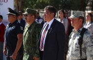 RINDEN HONORES AL LÁBARO PATRIO EN EL MONUMENTO A LA BANDERA