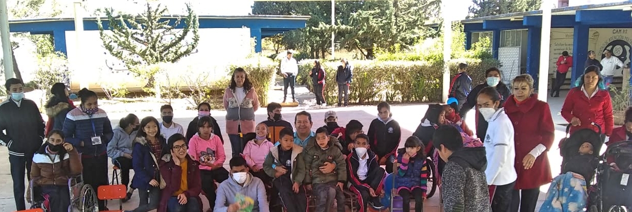 BIBLIOTECARIOS LLEVAN CUENTOS A ESCUELA DE EDUCACIÓN ESPECIAL