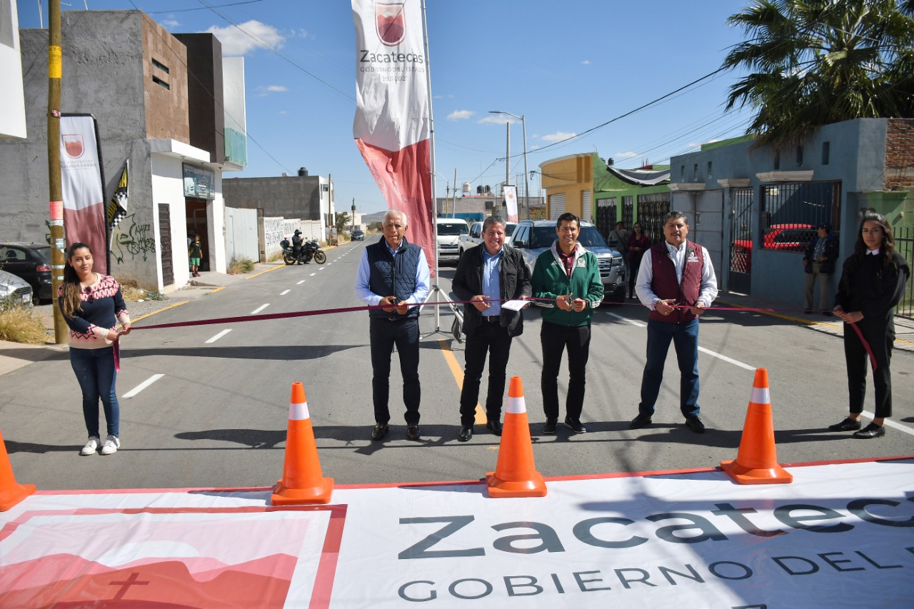 Mantienen David Monreal y Julio César Chávez compromiso de mejorar la infraestructura vial en el municipio