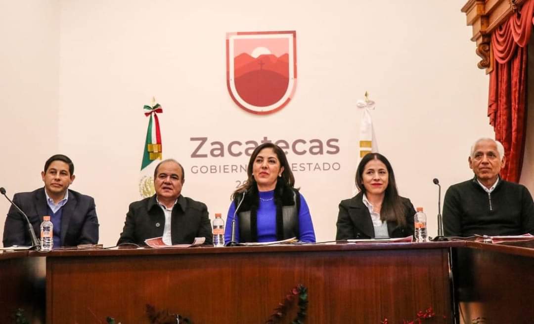 PRESENTAN PROGRAMA CULTURAL DEL FESTIVAL “ABRAZARTE EN NAVIDAD”