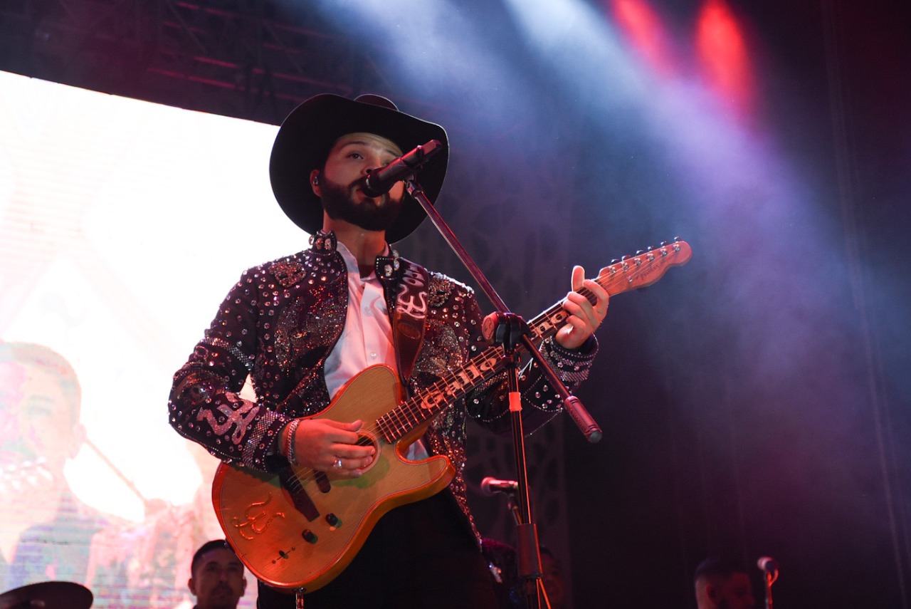 Con la presentación de Leonardo Aguilar Llega a su fin la gran Feria de la Virgen de Guadalupe 2022