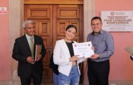 INAUGURAN EXPOSICIÓN PLÁSTICA EN EL MARCO DEL FESTIVAL NAVIDEÑO 2022