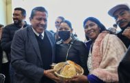 Otorga Gobernador David Monreal créditos a 600 pequeños comerciantes por más de 15 millones de pesos