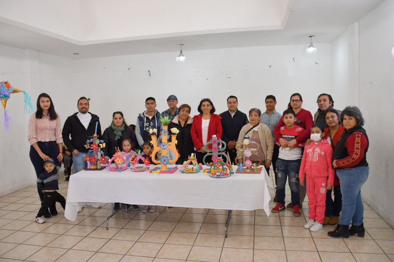 Imparten a familias guadalupenses, taller de elaboración de juguetes tradicionales