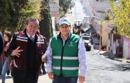 SUPERVISAN REENCARPETAMIENTO EN LA COLONIA FELIPE ÁNGELES