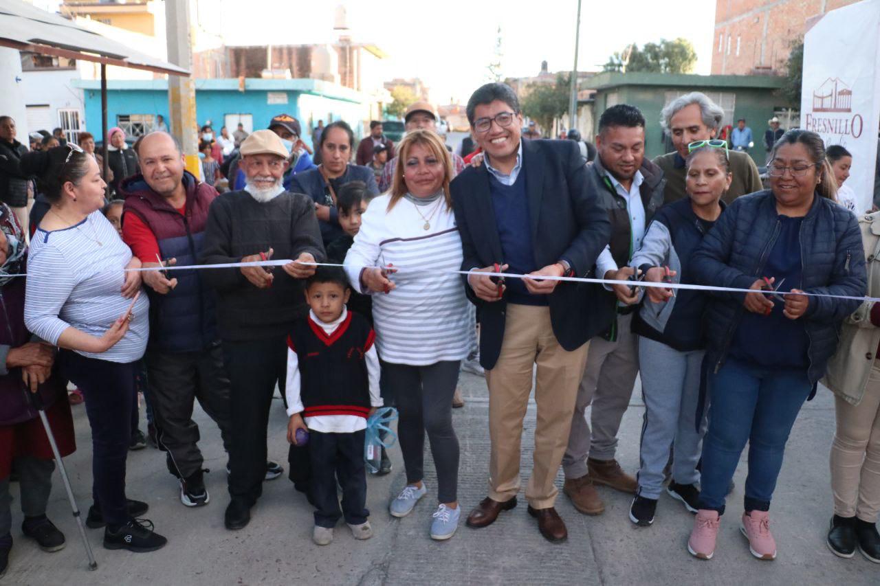 BENEFICIA SAÚL MONREAL A LA COLONIA OBRERA CON DRENAJE