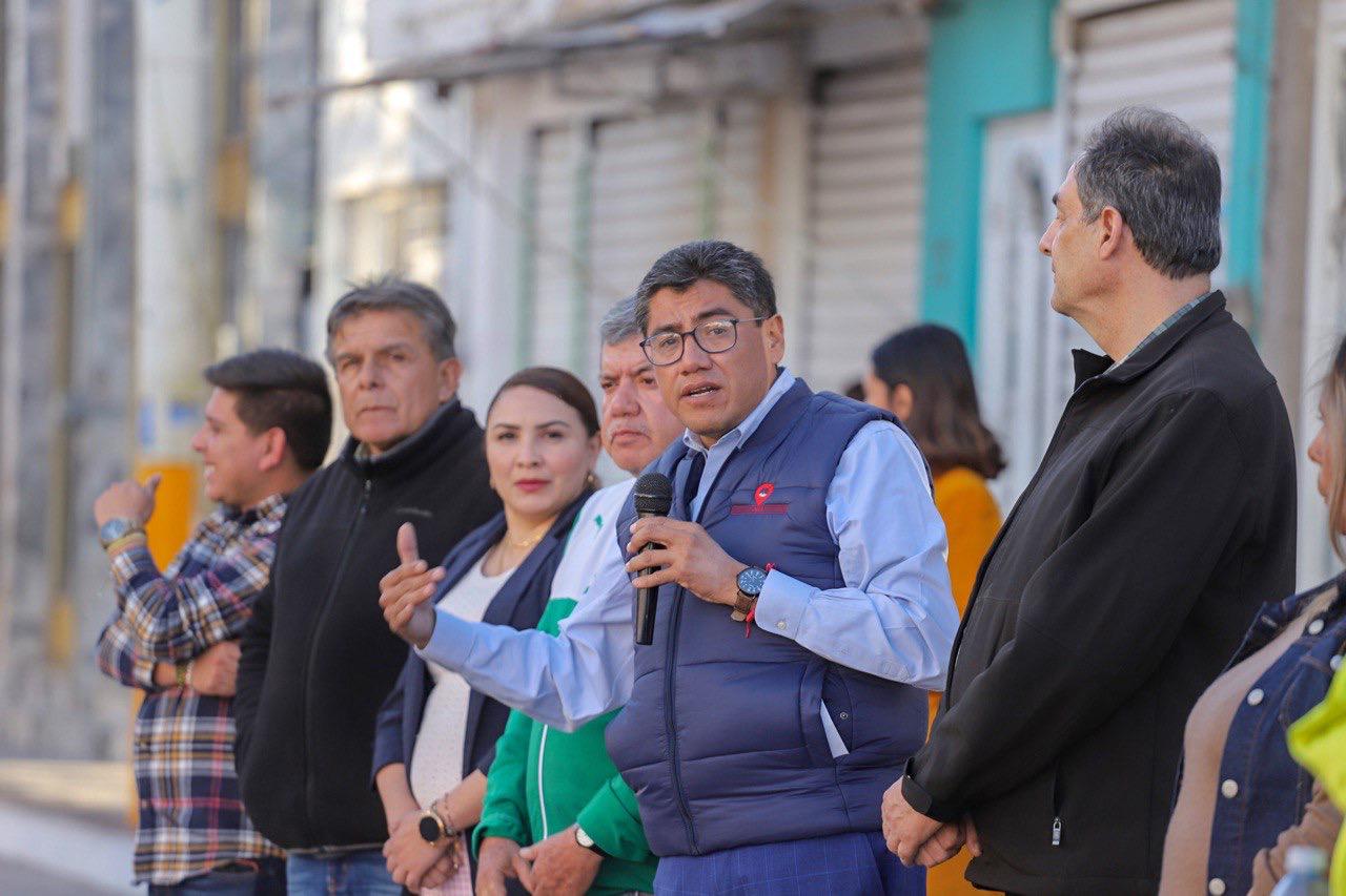 LE APUESTA SAÚL MONREAL A LAS OBRAS DE SERVICIOS BÁSICOS