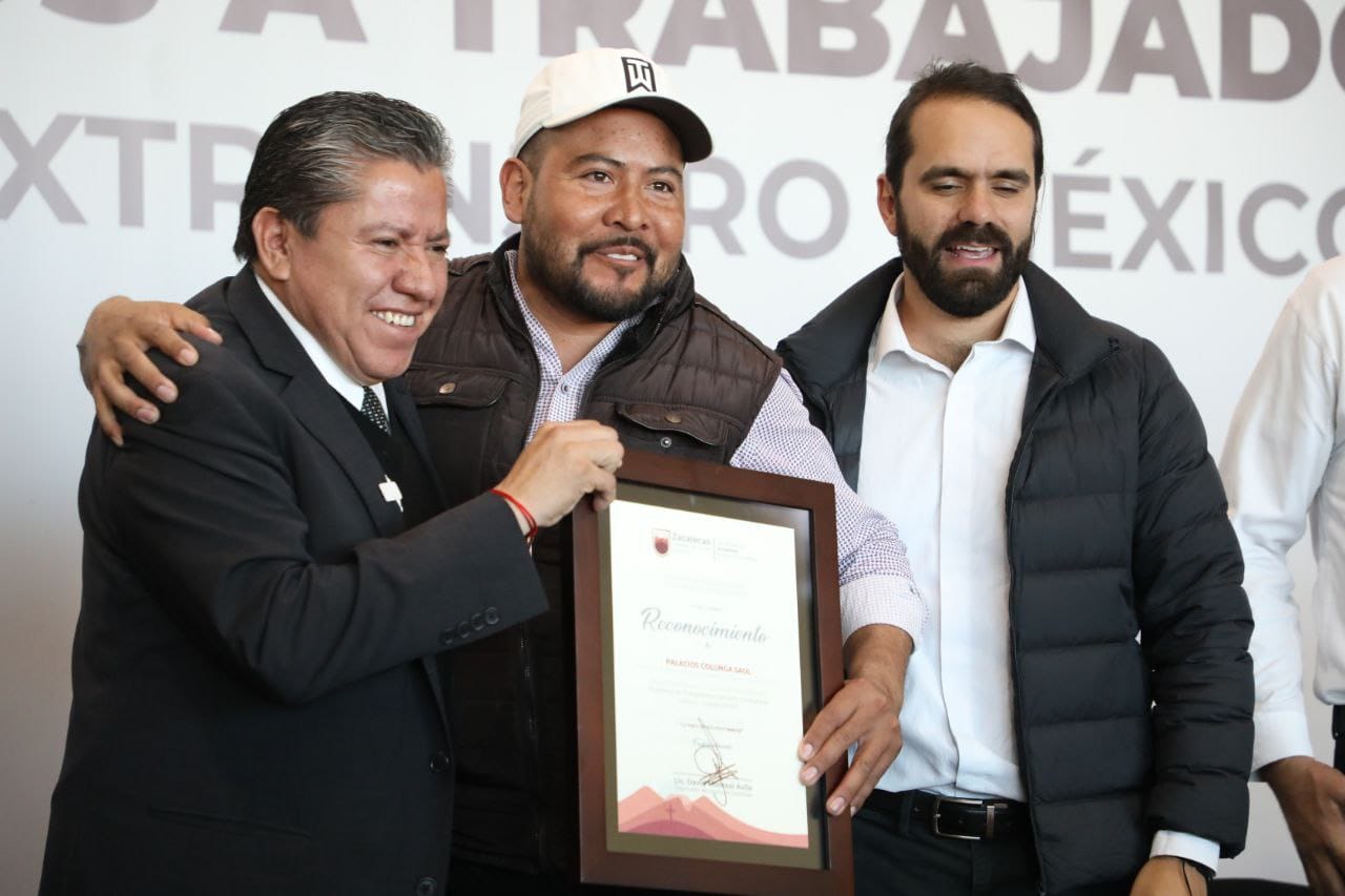 Reconoce Gobernador David Monreal a 554 trabajadores agrícolas zacatecanos en el extranjero