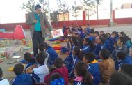 PROMUEVEN BIBLIOTECARIOS CUENTOS, LECTURAS Y JUEGOS