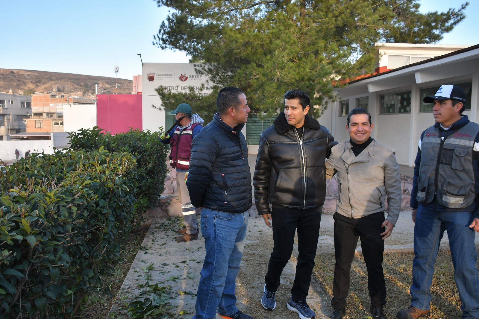 Supervisa Julio César Chávez acciones de limpieza y mantenimiento en el CREE de Guadalupe