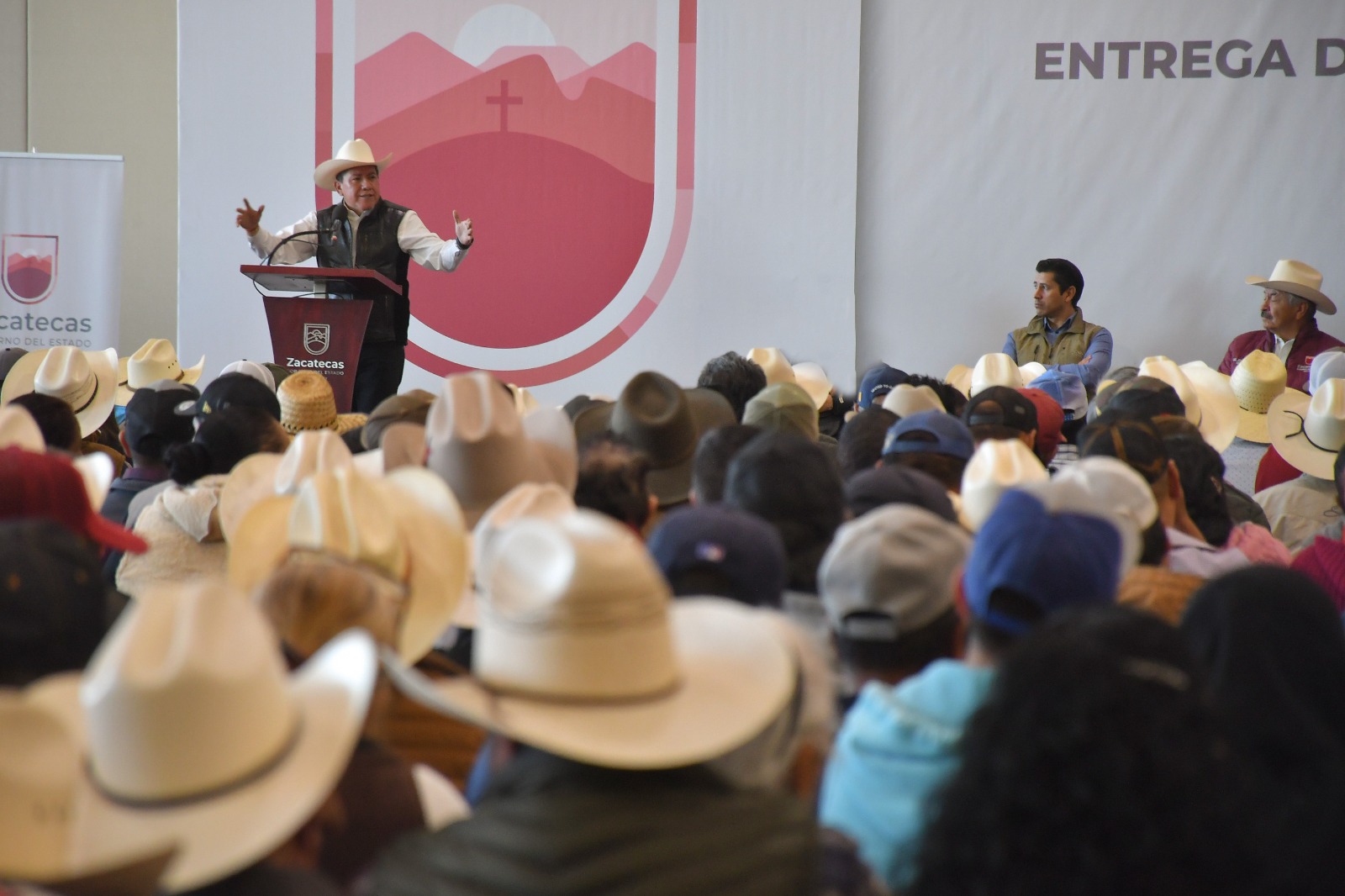 Anuncia Gobernador, David Monreal, bolsa de 8 mdp para el sector agropecuario guadalupense