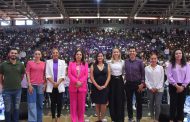 “Atrévanse a pensar que pueden lograr lo que se propongan”: Paola Espinosa