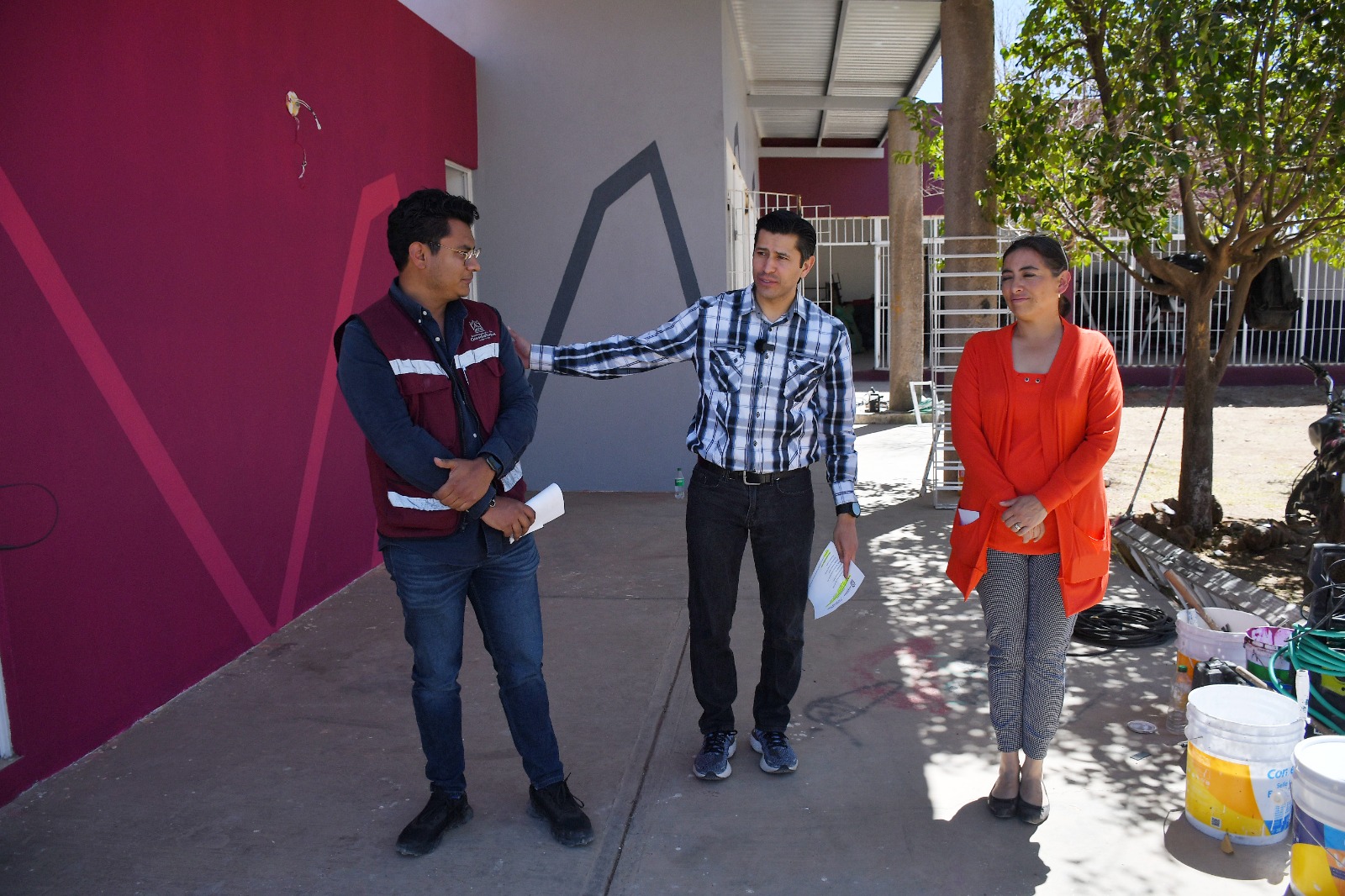 Supervisa Julio César Chávez rehabilitación del Centro de Desarrollo en Villas de Guadalupe