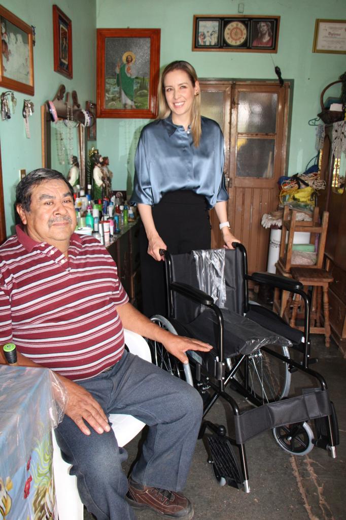 Entrega DIF Guadalupe aparatos funcionales