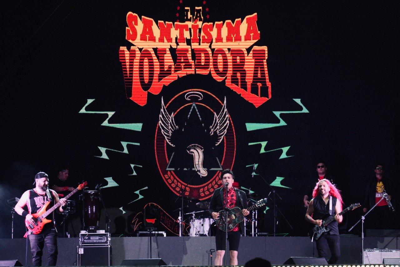 “LA SANTÍSIMA VOLADORA” PONE A BAILAR A FRESNILLO