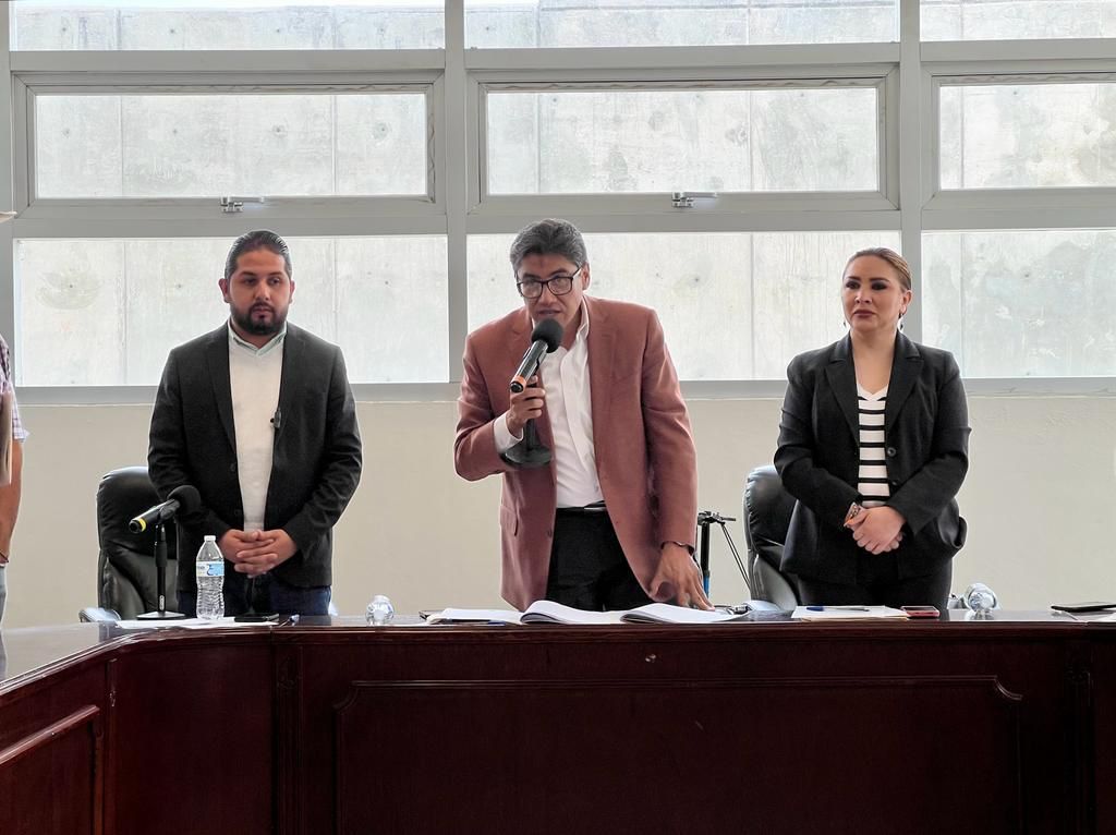 NOMBRA CABILDO A GERARDO NÚÑEZ COMO REPRESENTANTE Y APODERADO GENERAL DE TODO TIPO DE JUICIOS